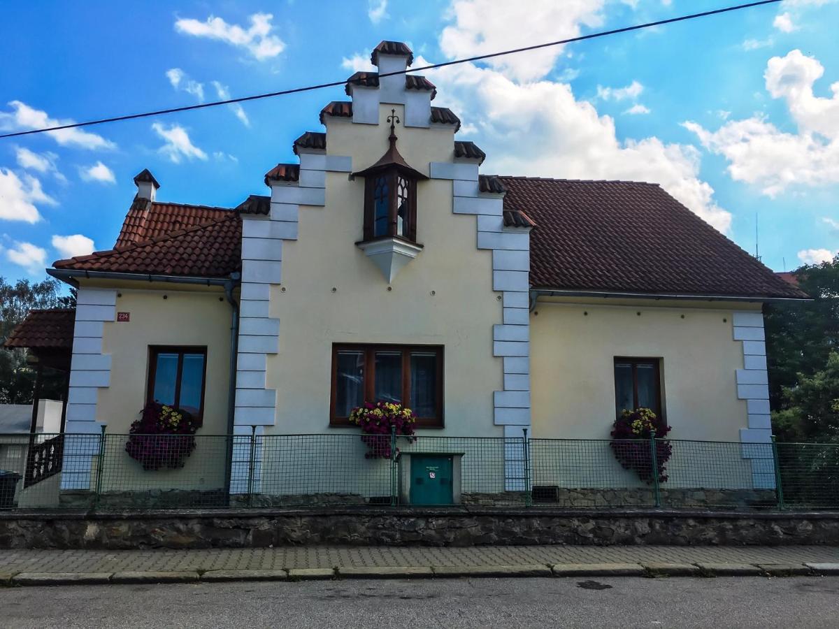 Apartman V Zahradni Prachatice Exterior photo