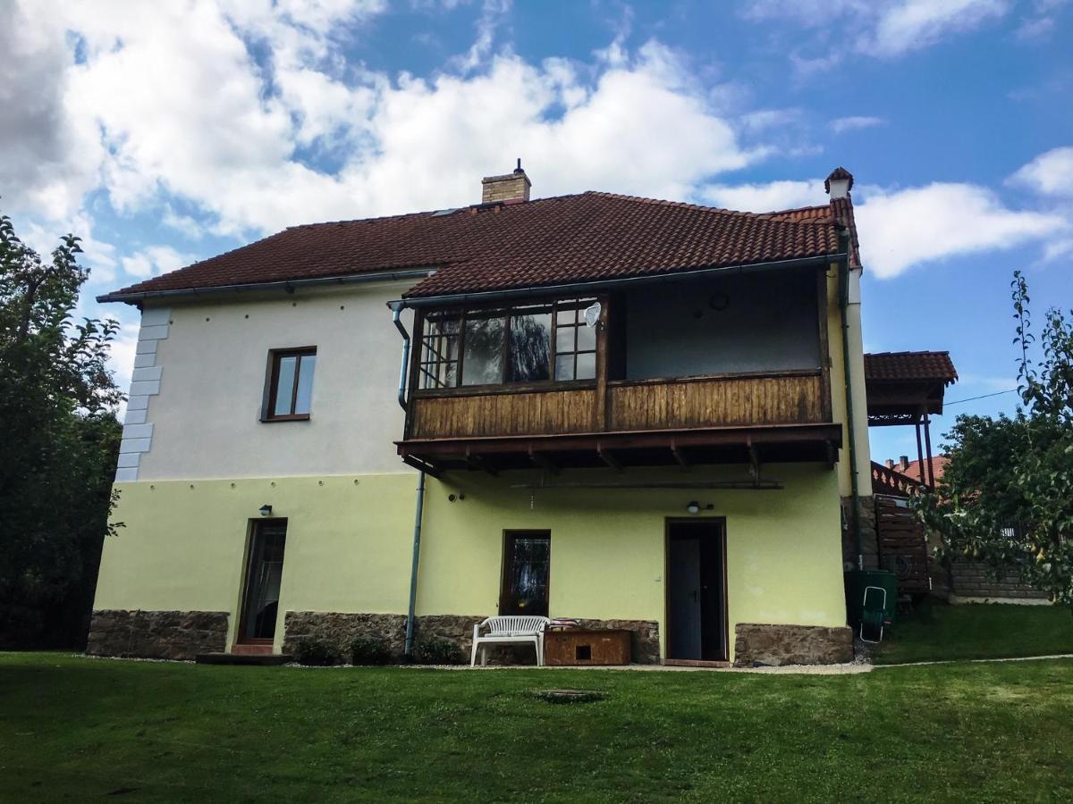 Apartman V Zahradni Prachatice Exterior photo
